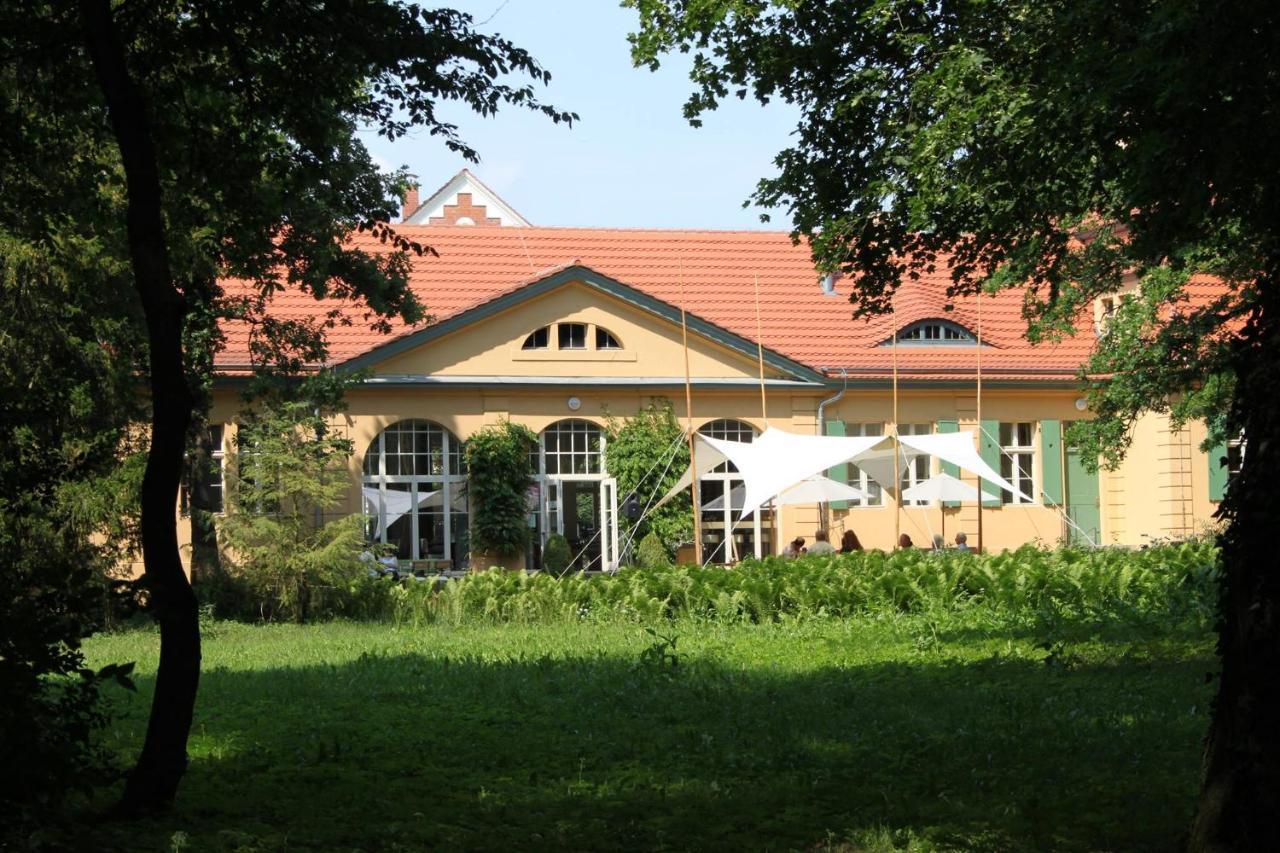Kavaliershaus Krumke - Gaestehaus Im Schlosspark - Schluesselbox - Kein Tv 호텔 외부 사진